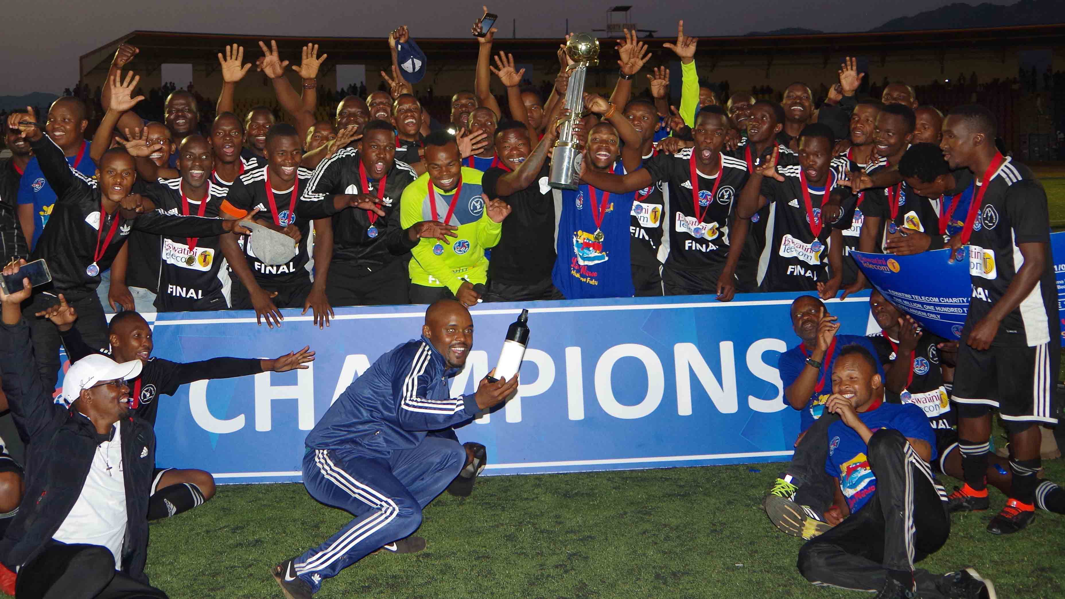 Mbabane Highlanders celebrate their 2019 Eswatini Telecom Charity Cup success. The Charity Cup is set to make a comeback. (File pic)